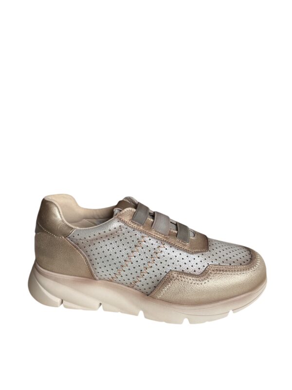 SNEAKERS 186