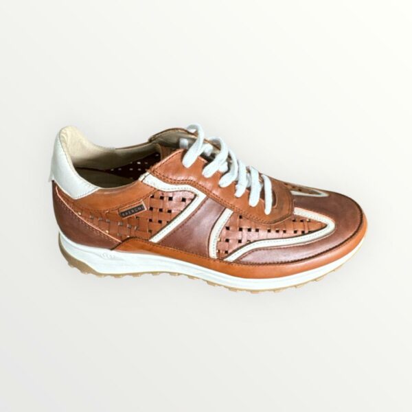 IMG-20250705-WA0015 SNEAKERS 1302 GM