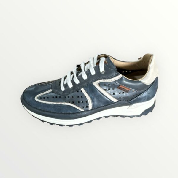 IMG-20250705-WA0016 SNEAKERS 1302 GM