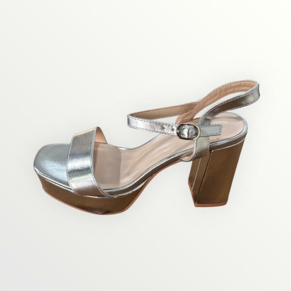 SANDALIA PLATF PLATA 223B