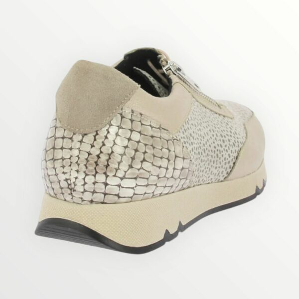 SNEAKERS 82832