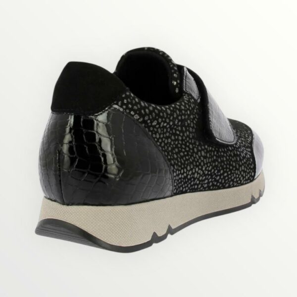 ZAPATO DEPORTIVO 82833