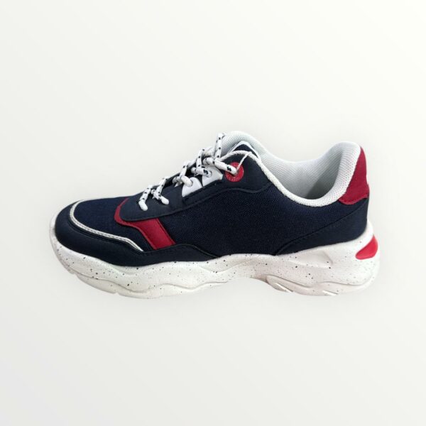 SNEAKERS SUELA CHISPAS