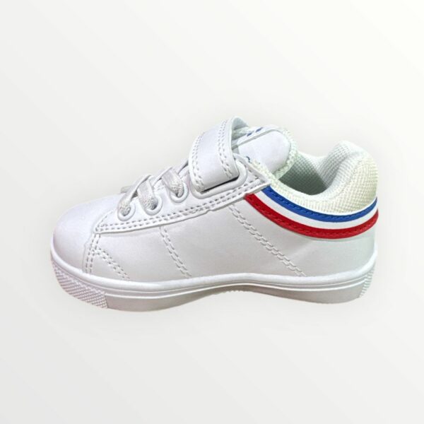 SNEAKERS 3 RAYAS A3735