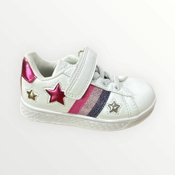 SNEAKERS DETALLES METALIZADOS