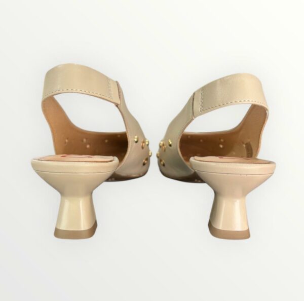 WhatsApp Image 2026-03-25 at 1.15.39 PM (5) ZAPATO GARONS9
