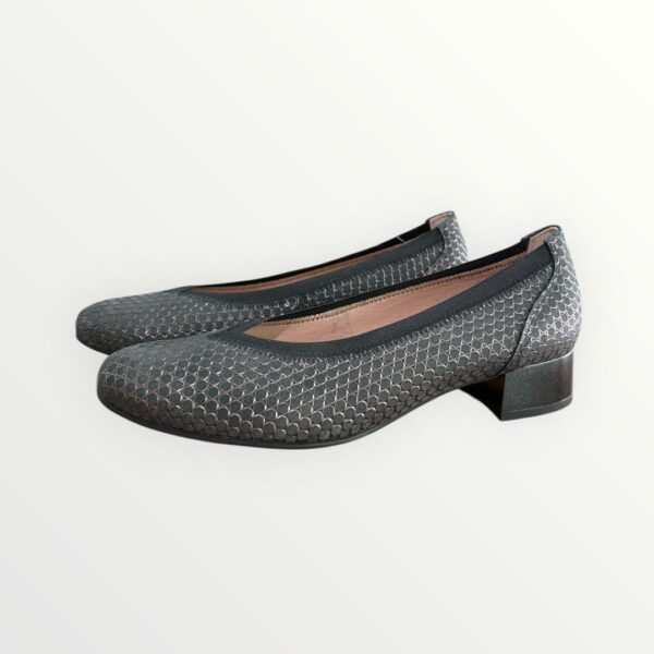 WhatsApp Image 2026-03-26 at 5.43.02 PM (4) ZAPATO 5080