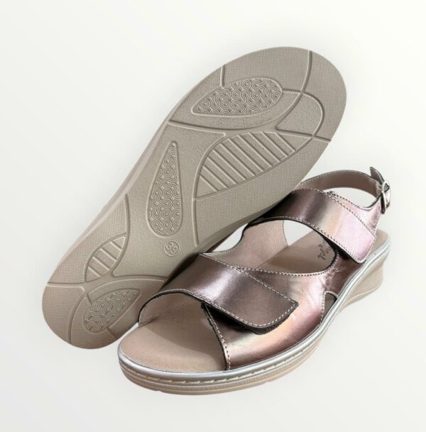 SANDALIA 2 VELCROS B1053