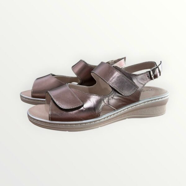 SANDALIA 2 VELCROS B1053